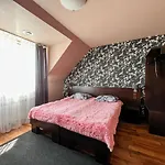 Noclegi Pod Lasem Homestay