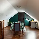 Noclegi Pod Lasem Homestay *