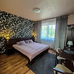 Pod Lasem Privatunterkunft
